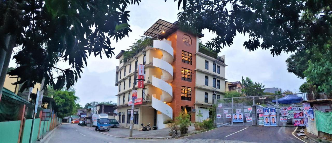 Spiral Suites Hotel Quezon City Dış mekan fotoğraf