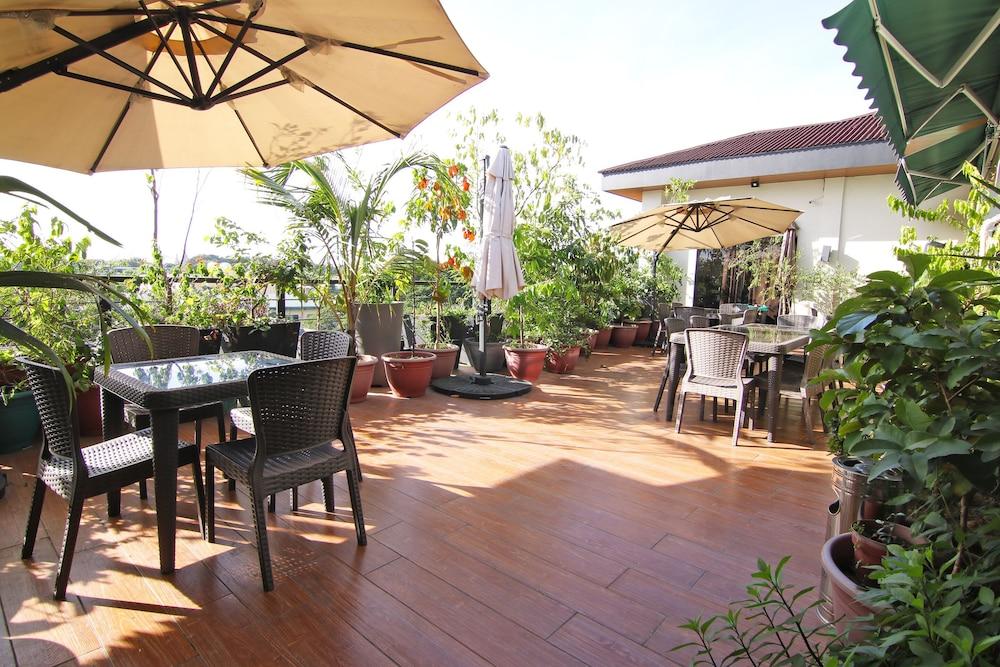 Spiral Suites Hotel Quezon City Dış mekan fotoğraf